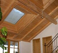 Dach mit Velux Dachfenster